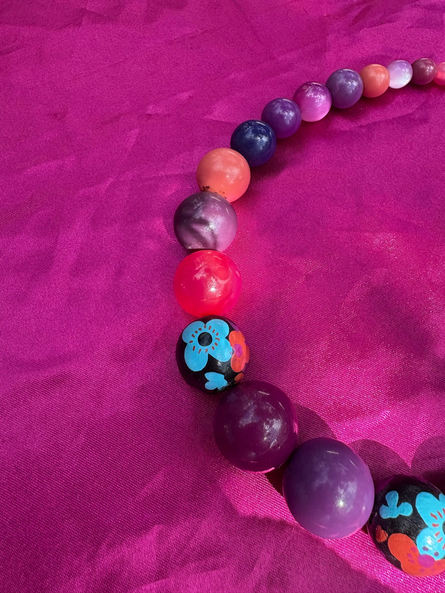 Retro Babe Necklace
