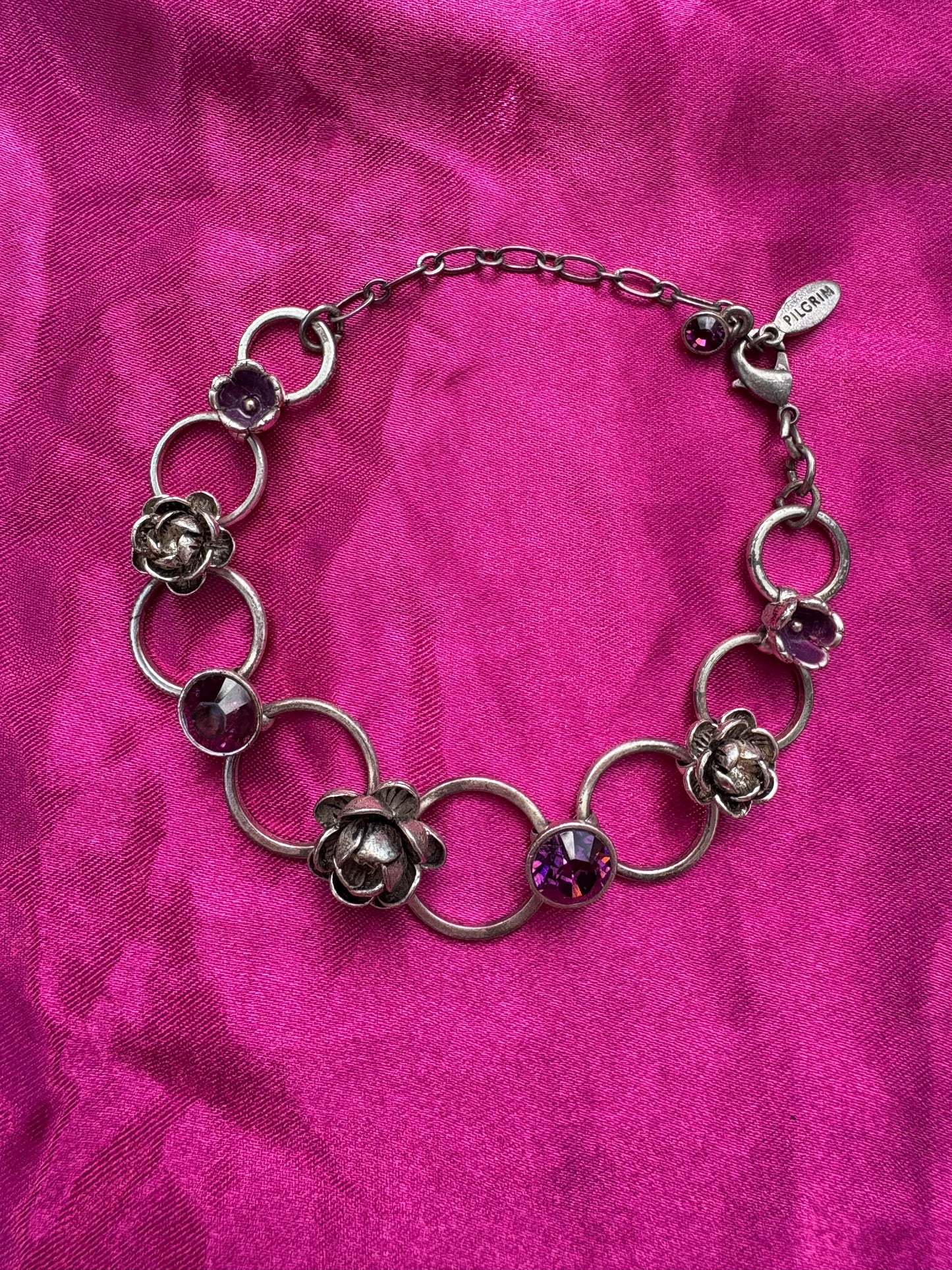 Rounded Roses Bracelet