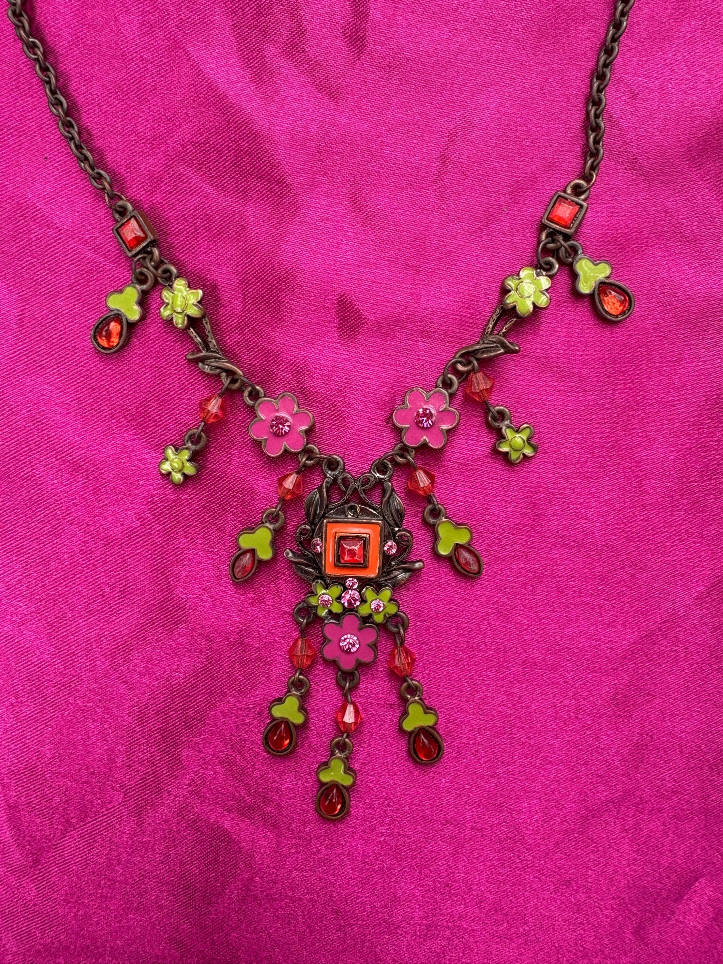 Retro Floral Necklace