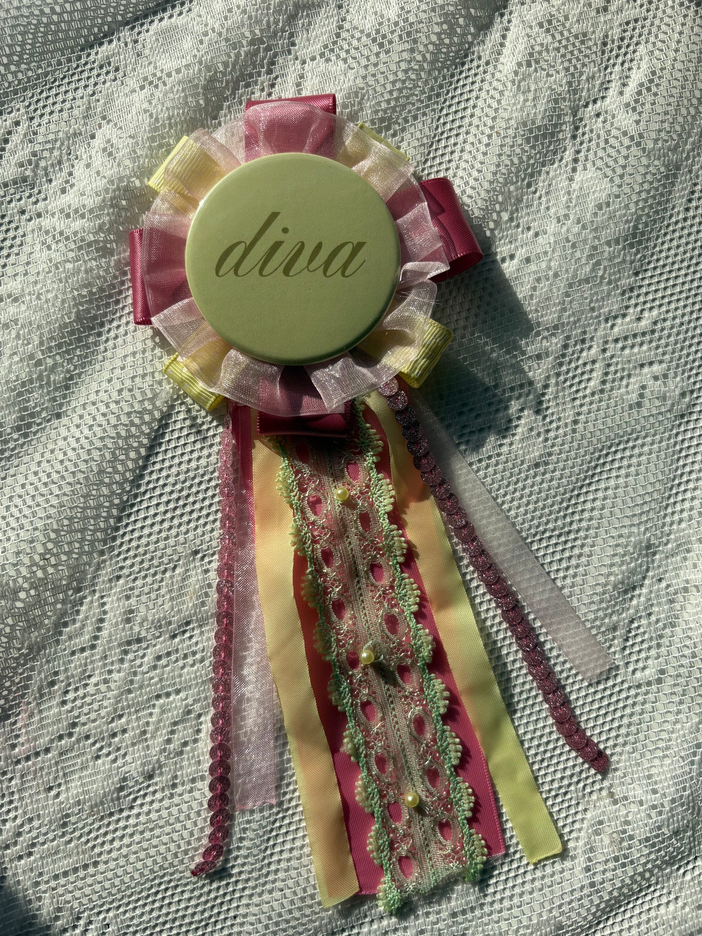 Dazed Diva Rosette