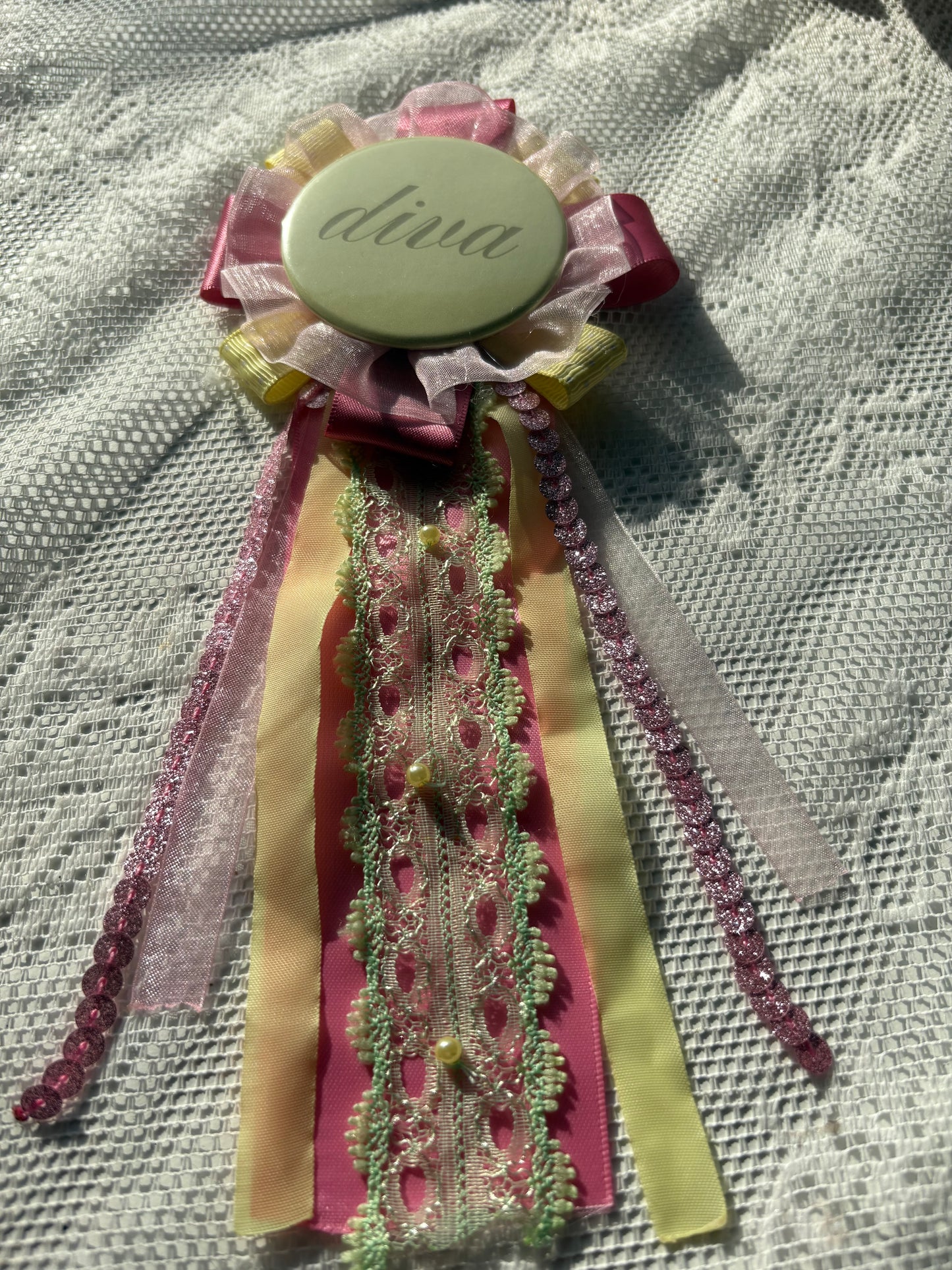 Dazed Diva Rosette