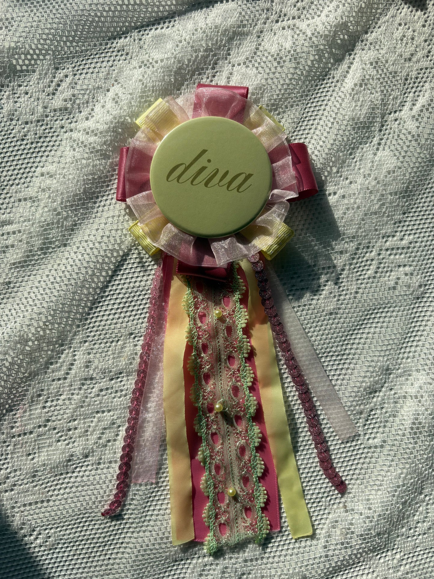 Dazed Diva Rosette